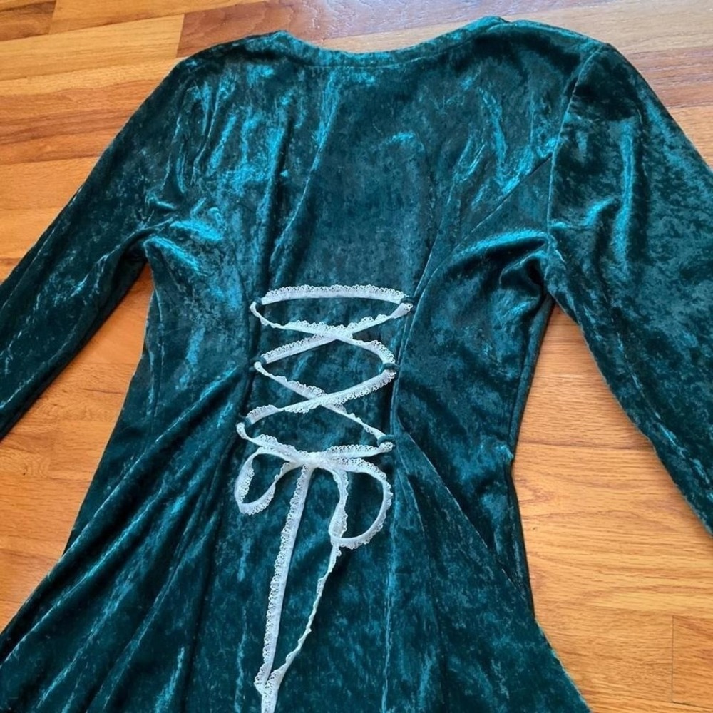 Vintage 90s Green Velvet Mini Skater Dress Size Medium Laceup Back Whimsy Preppy - Picture 4 of 4